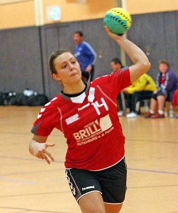 Sie spielt eine Doppelrolle bei der FSG Waldhessen: Patricia Puskasova wird als Trainerin und Spielerin fungieren.