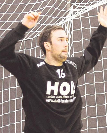 Muss wohl allein den Kasten hüten: Tomas Pankiewicz. Foto: Walger