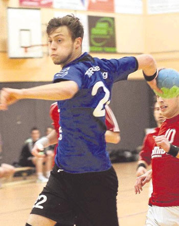 Das könnte der Schlüssel zum Erfolg der TGR II sein: Aus einer sicheren Abwehr heraus Konter über Stefan Sangmeister laufen. Foto: Walger