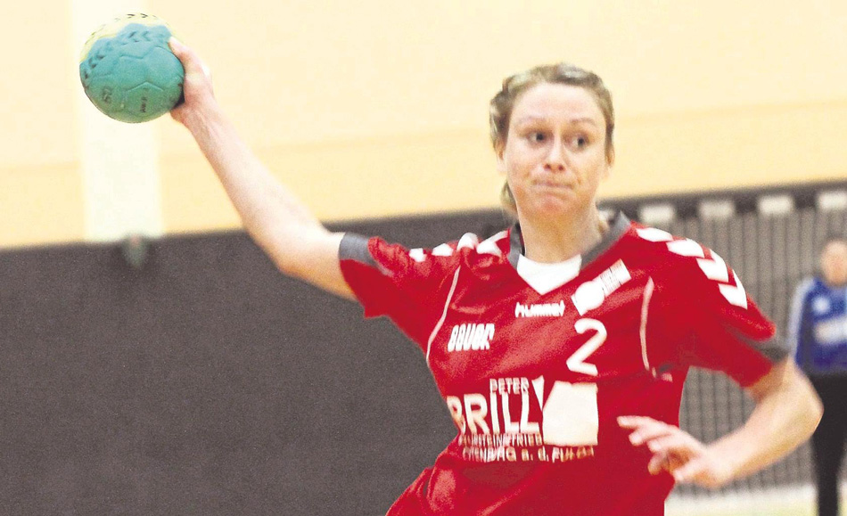 Diesmal steht sie im Team des Gegners: Die frühere Rotenburgerin Julia Karges, hier noch im TGR-Trikot, reist mit dem Eschweger TSV an. Foto: Walger
