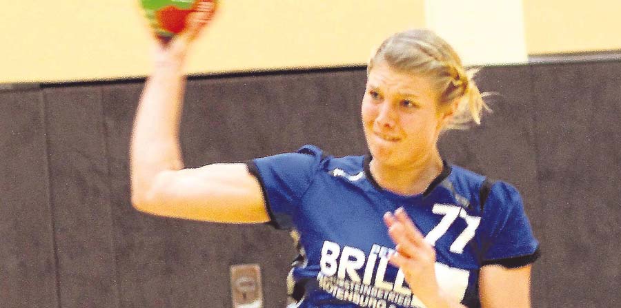 In Abwesenheit der verhinderten Torjägerin Anette Lusky schlüpfte sie in deren Rolle: Inken Niebuhr gelangen sechs Treffer für die FSG beim richtungweisenden Sieg in Reichensachsen. Foto: Walger