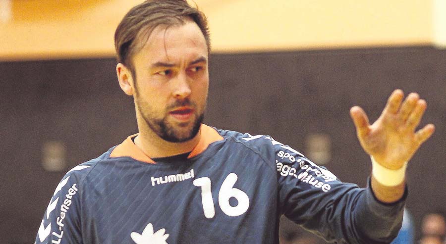 Ganz cool bleiben, Jungs: TG Rotenburgs Keeper Tomas Pankiewicz hatte in Grebenstein alles im Griff. Er sorgte mit seinen Paraden maßgeblich dafür, dass die Aufholjagd seiner Vorderleute erfolgreich verlief. Foto: Walger Ganz cool bleiben, Jungs: TG Rotenburgs Keeper Tomas Pankiewicz hatte in Grebenstein alles im Griff. Er sorgte mit seinen Paraden maßgeblich dafür, dass die Aufholjagd seiner Vorderleute erfolgreich verlief. Foto: Walger