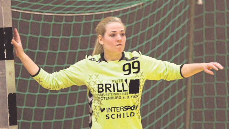 Sie erwies sich am Samstag als großer Rückhalt ihrer FSG Waldhessen: Torfrau Laura Weidemann. Foto: Walger Sie erwies sich am Samstag als großer Rückhalt ihrer FSG Waldhessen: Torfrau Laura Weidemann. Foto: Walger