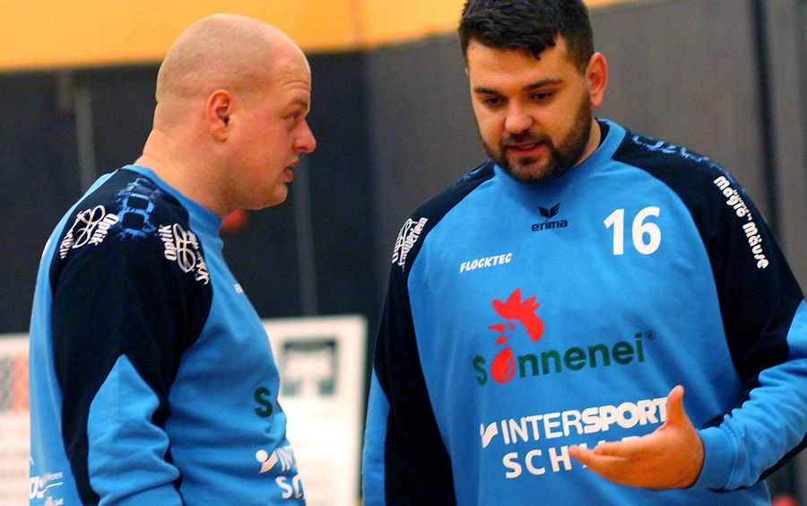 Sie verstehen und unterstützen sich: Die TGR-Torhüter Alexander Dick (links) und Drazen Cica. Auch auf sie wird es am Samstag ankommen. © Walger/HNA Sie verstehen und unterstützen sich: Die TGR-Torhüter Alexander Dick (links) und Drazen Cica. Auch auf sie wird es am Samstag ankommen. © Walger/HNA