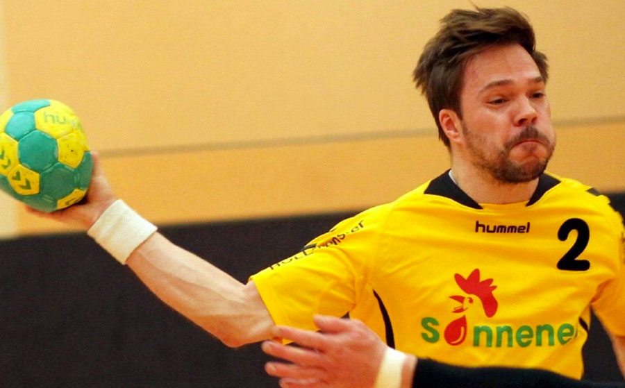 Statt auf der Regieposition soll Martin Harbusch als Linksaußen zum Zug kommen: Simon Golkowski muss nämlich eine Sperre abbrummen, und Jonas Barzov ist verhindert. Foto: Walger Statt auf der Regieposition soll Martin Harbusch als Linksaußen zum Zug kommen: Simon Golkowski muss nämlich eine Sperre abbrummen, und Jonas Barzov ist verhindert. Foto: Walger