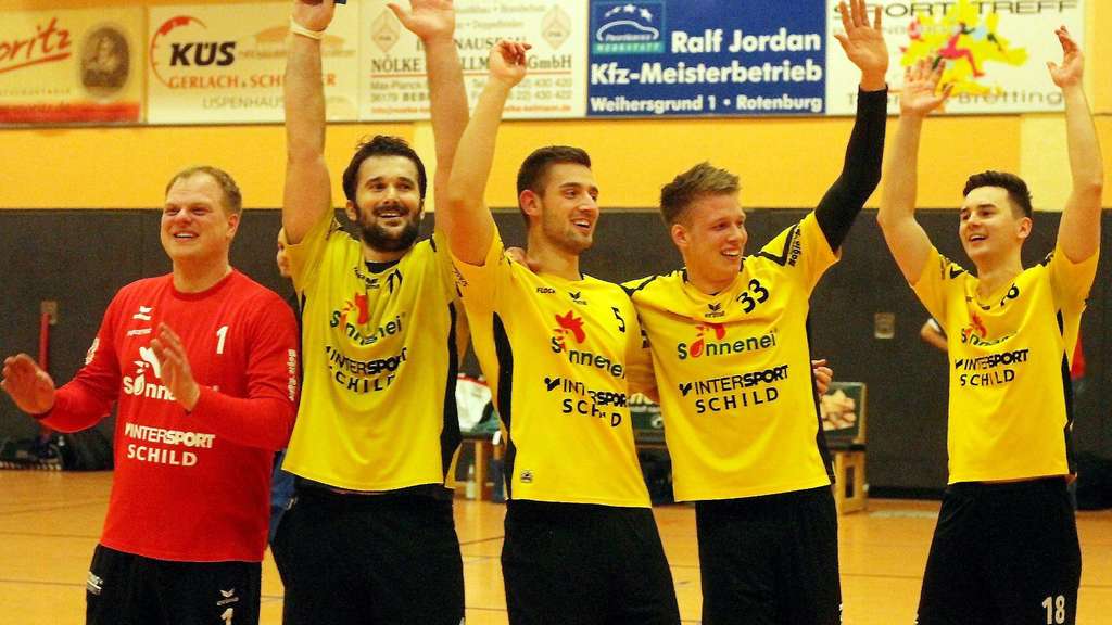 Wie schon so oft durften sich die Rotenburger nach einer erfolgreichen Aufholjagd freuen.© Thomas Walger Wie schon so oft durften sich die Rotenburger nach einer erfolgreichen Aufholjagd freuen.© Thomas Walger