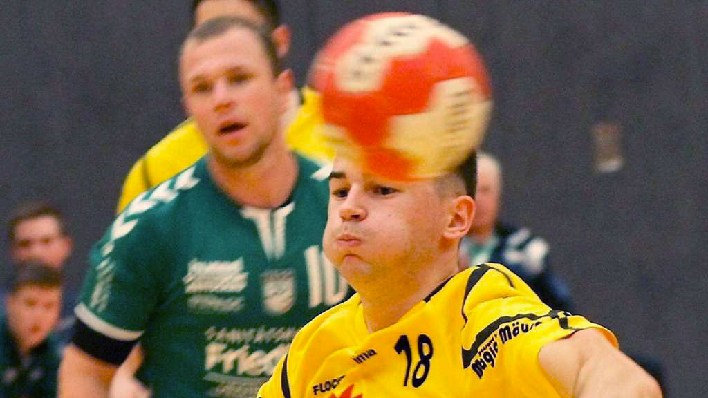 Ist in Abwehr und Angriff zurzeit eine Bank bei der TGR: Linkshänder Luca Schuhmann. © Thomas Walger