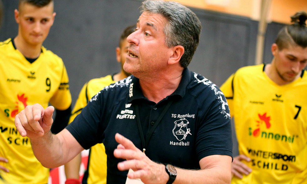 TGR-Trainer Robert Nolte im Gespräch mit der HNA. Archiv-Foto: HNA / Walger TGR-Trainer Robert Nolte im Gespräch mit der HNA. Archiv-Foto: HNA / Walger