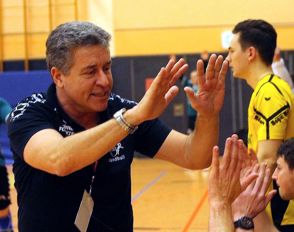 „Früher hat uns das nicht so ausgezeichnet, aber wir sind in der Lage, zum Schluss nochmal Gas zu geben“, sagte TGR-Trainer Robert Nolte. Archiv-Foto: HNA / Thomas Walger „Früher hat uns das nicht so ausgezeichnet, aber wir sind in der Lage, zum Schluss nochmal Gas zu geben“, sagte TGR-Trainer Robert Nolte. Archiv-Foto: HNA / Thomas Walger