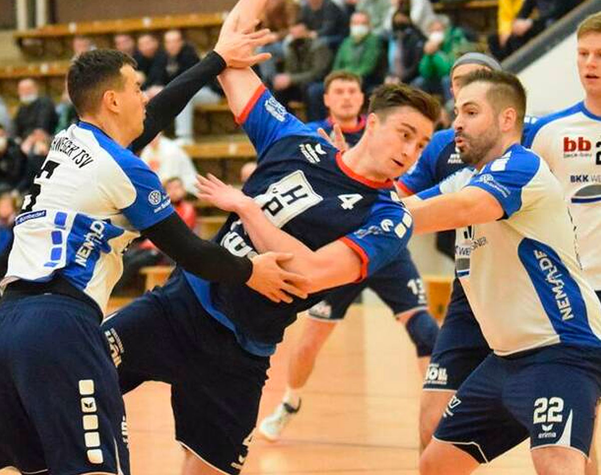 Die Duelle in der vergangenen Saison waren hart umkämpft, wenn Rotenburgs Luca Hagemann (Mitte) mit seinem Team auf die Eschweger Alin-Georgian Smeu (links) und Mike Guthardt traf. Foto: Alicia kreth