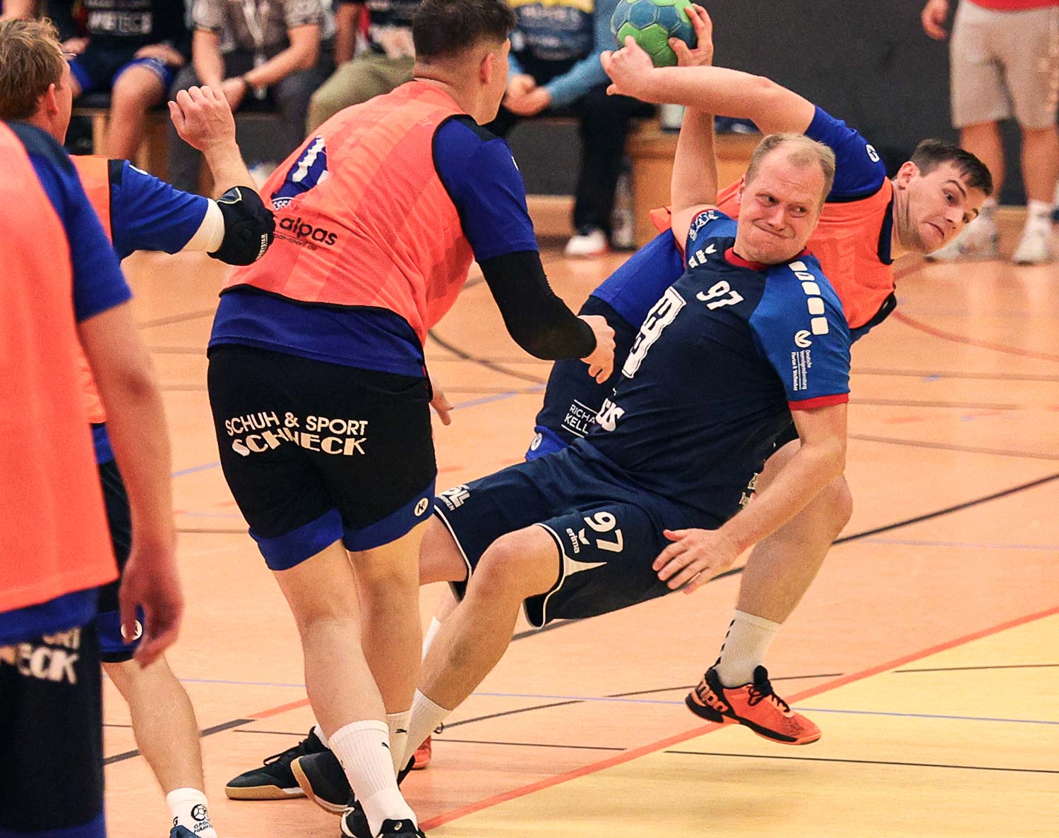 Am Kreis gefragt: Steffen Kleinert. Foto: Stefan Kost-Siepl